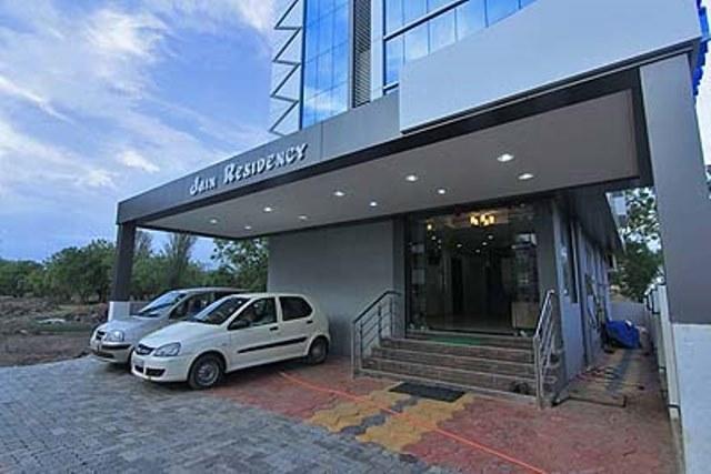 Hotel Jain Residency Ширди Екстериор снимка
